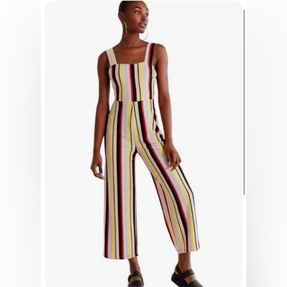 Urban Outfitters Delaney Striped Jumpsuit Romper‎ Size XS